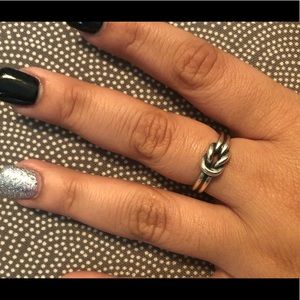 James Avery Lover’s Knot Ring Size 9